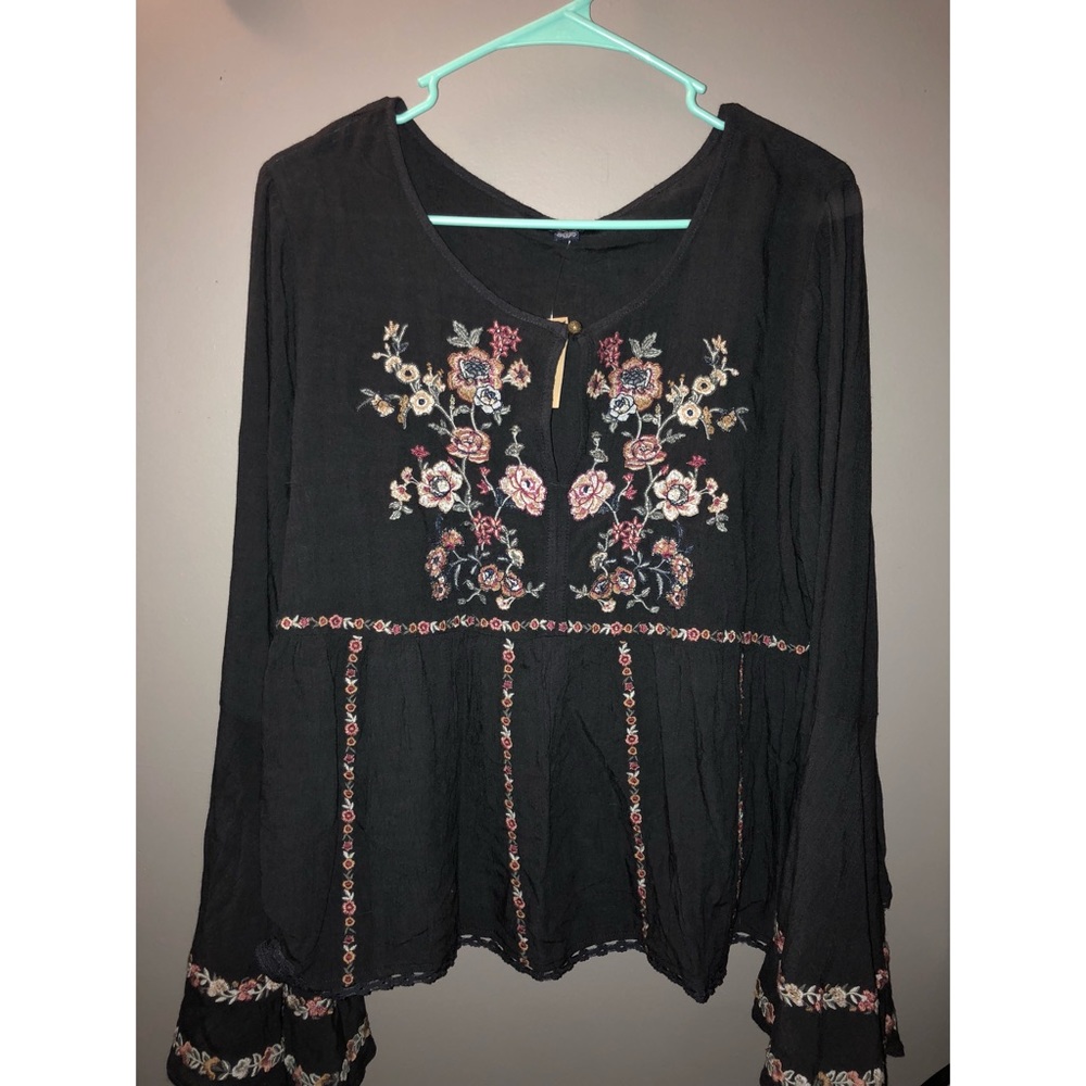 Navy blue long sleeved blouse